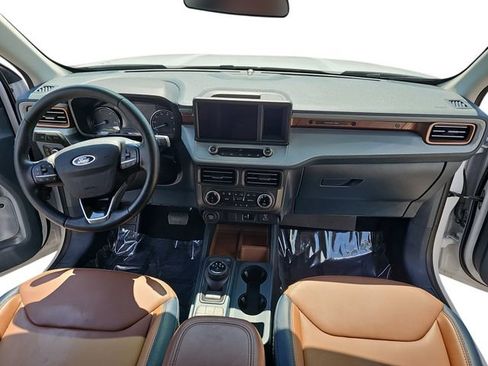 Certified 2024 Ford Maverick Lariat FWD image 9