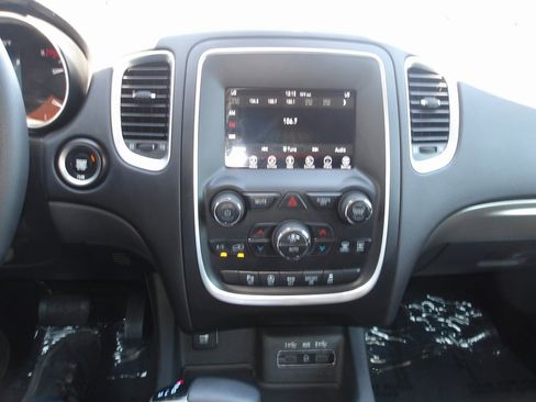 Used 2019 Dodge Durango SXT image 14