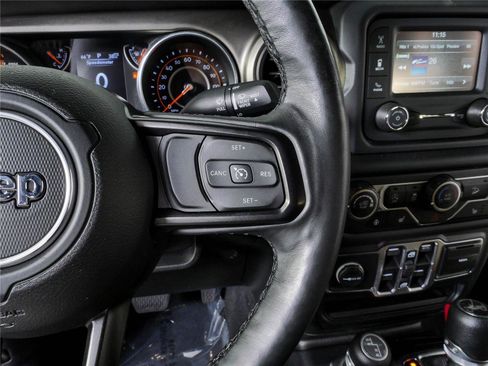 Used 2018 Jeep Wrangler Unlimited Sport S AWD/4WD image 10