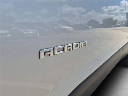 Used 2019 GMC Acadia SLE w/ Driver Alert Package I FWD image 12