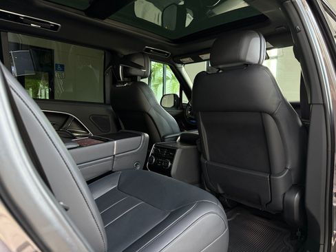 Used 2023 Land Rover Range Rover Long Wheelbase Autobiography AWD/4WD image 34