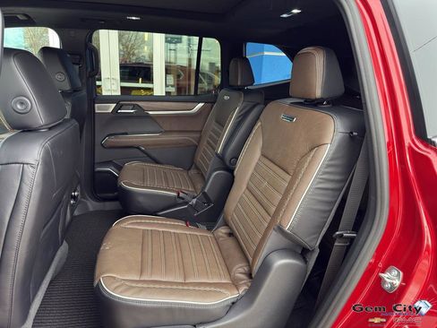 New 2026 GMC Acadia Denali Ultimate image 12