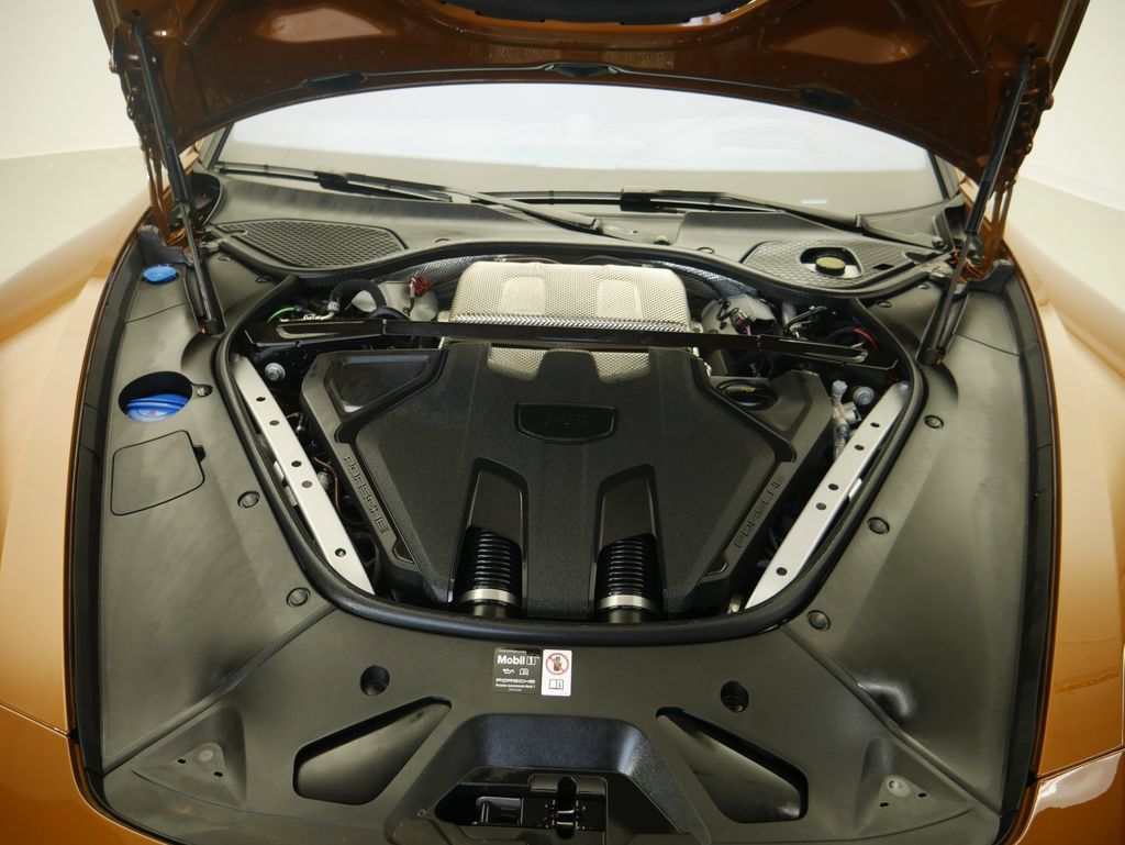 Certified 2025 Porsche Panamera Turbo AWD/4WD image 12