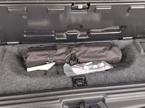 Used 2017 Lincoln Navigator Select image 28