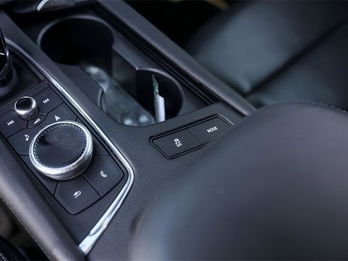 Used 2023 Cadillac XT6 Premium Luxury image 21