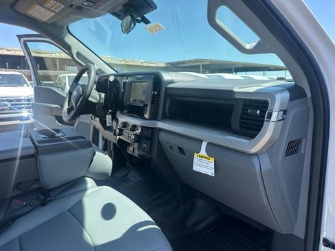 New 2025 Ford F550 4x4 Crew Cab Super Duty image 23
