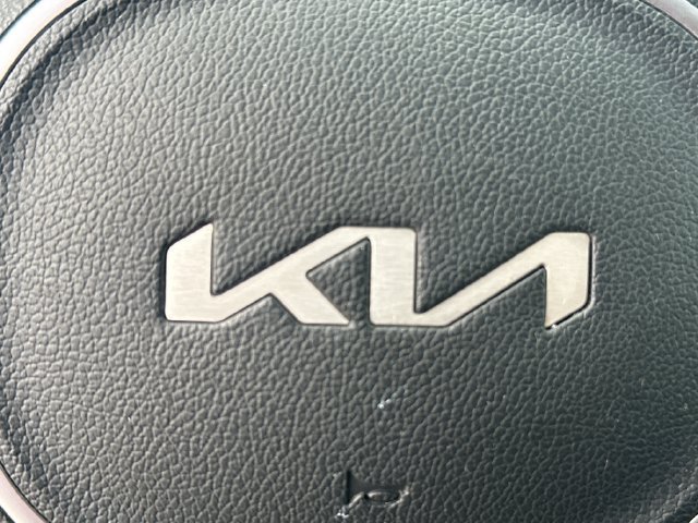 Certified 2023 Kia Sorento LX FWD image 25