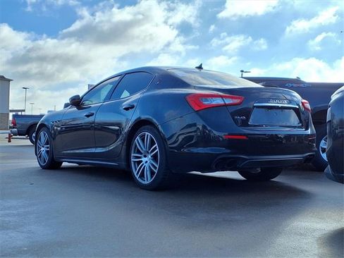 Used 2018 Maserati Ghibli GranLusso image 7