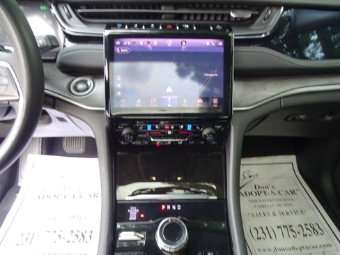 Used 2022 Jeep Grand Cherokee 4WD Limited 4xe w/ Rear Seat Video Group 1 image 25