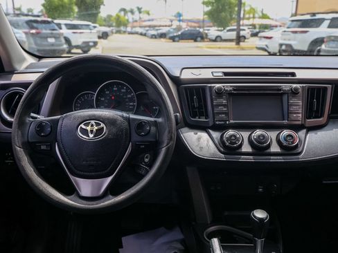 Used 2016 Toyota RAV4 LE FWD image 22