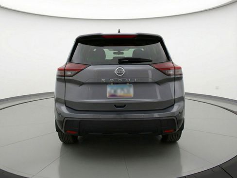 Used 2025 Nissan Rogue SV image 7
