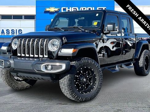 Used 2020 Jeep Gladiator Overland w/ LED Lighting Group image 3