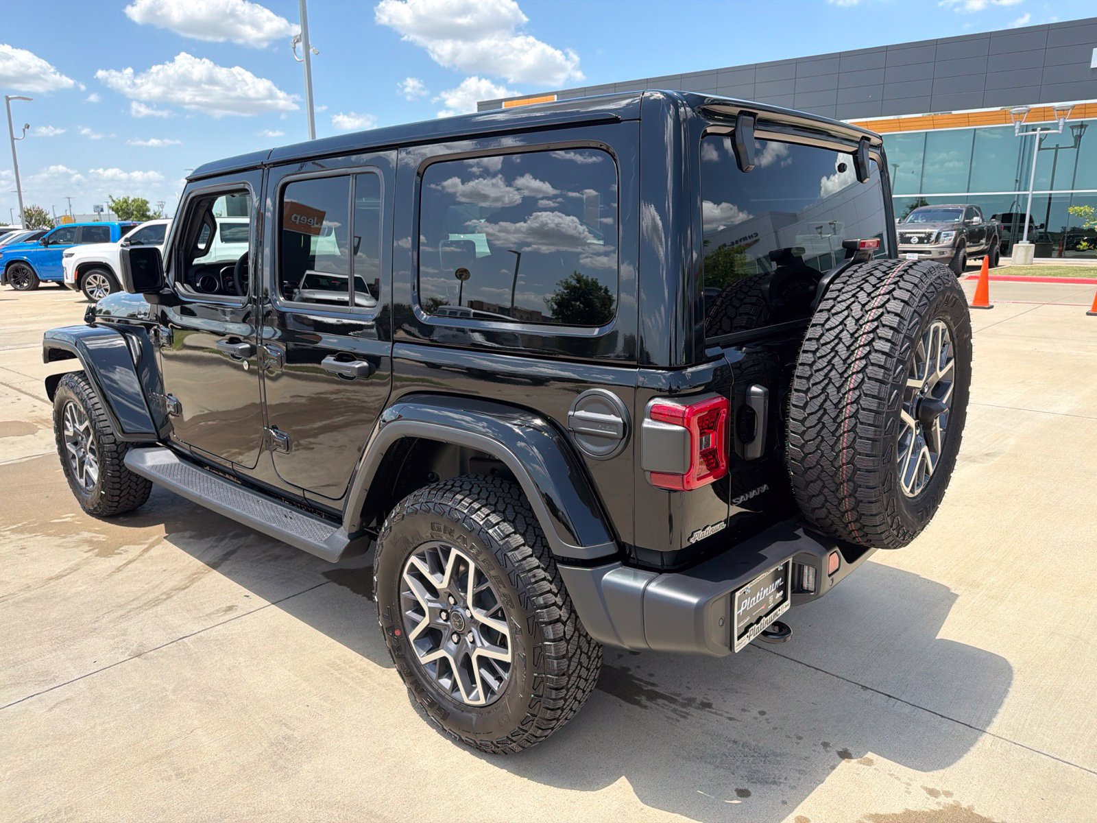 New 2026 Jeep Wrangler Unlimited Sahara AWD/4WD image 3