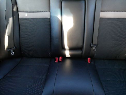 Used 2012 Toyota Camry SE w/ Convenience Pkg image 13