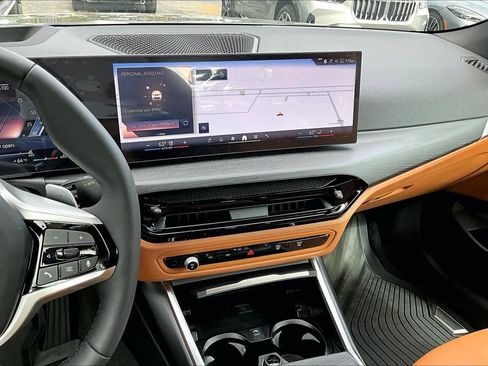 Certified 2026 BMW 430i Convertible w/ Premium Package image 7