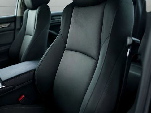 Used 2022 Honda Accord LX image 34