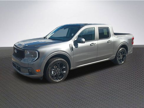 New 2025 Ford Maverick Lobo image 2
