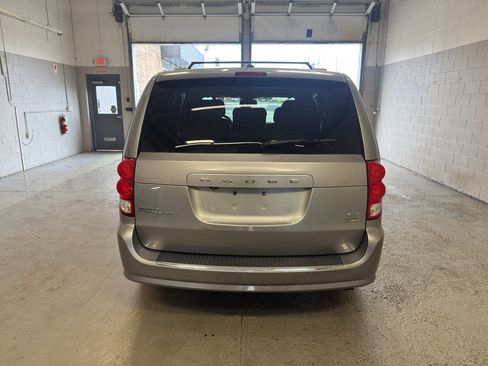 Used 2019 Dodge Grand Caravan GT FWD image 7