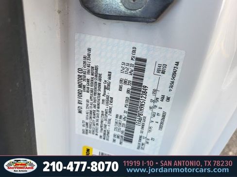Used 2022 Ford Mustang Coupe RWD image 34