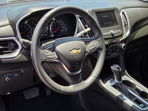 Certified 2021 Chevrolet Equinox LT FWD image 18