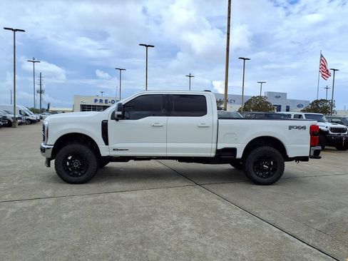 Certified 2024 Ford F350 Lariat w/ Lariat Ultimate Package AWD/4WD image 3