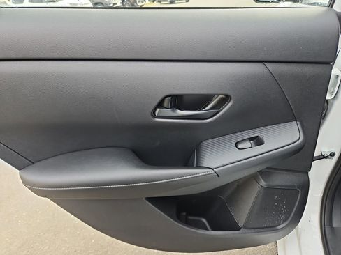 Used 2024 Nissan Sentra SV image 25