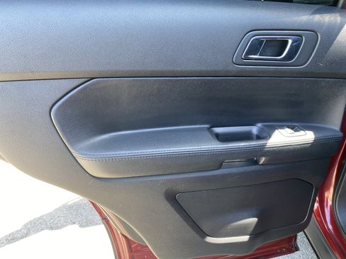 Used 2016 Ford Explorer 4WD Police Interceptor image 17