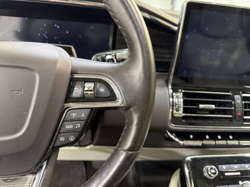 Used 2023 Lincoln Navigator Black Label AWD/4WD image 15