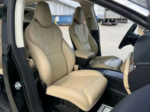 Used 2016 Tesla Model X 75D image 29