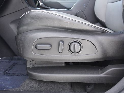 Used 2019 Chevrolet Equinox Premier image 33