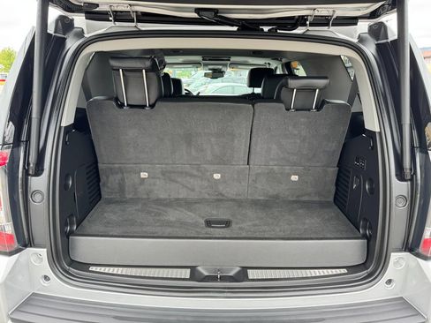 Used 2020 GMC Yukon SLT w/ Open Road Package AWD/4WD image 17