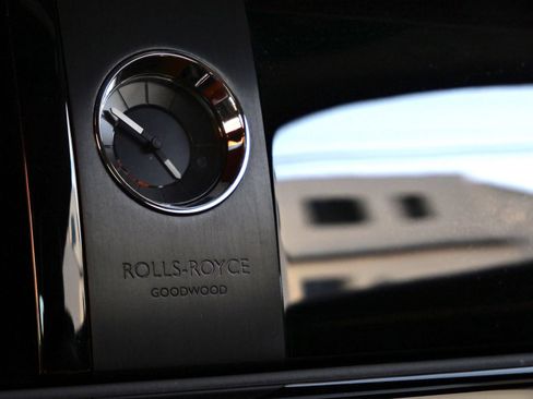 Certified 2024 Rolls-Royce Spectre w/ Leather Finishing Pack AWD/4WD image 14