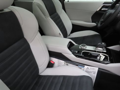New 2026 Mitsubishi Outlander SE FWD image 26