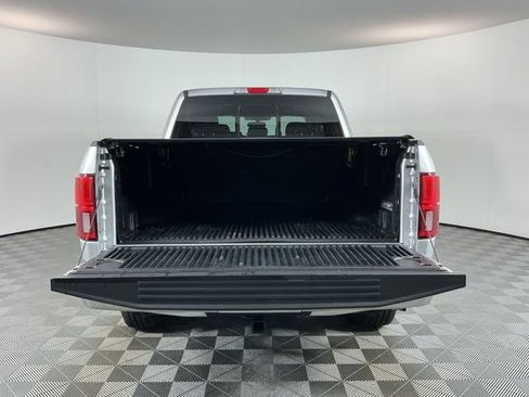 Used 2019 Ford F150 Lariat w/ Equipment Group 502A Luxury AWD/4WD image 7