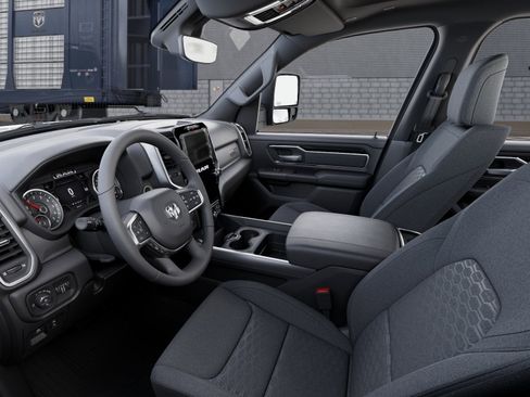 New 2026 RAM 1500 4x4 Crew Cab image 22