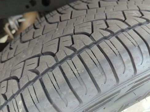 Used 2023 Ford F150 Lariat w/ Trailer Tow Package image 10