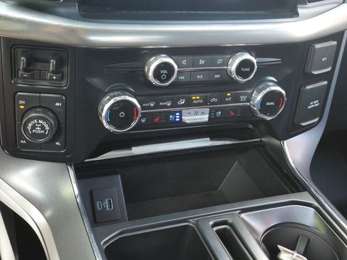 Certified 2023 Ford F150 Lariat w/ FX4 Off-Road Package AWD/4WD image 16