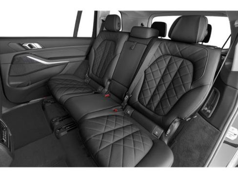 Used 2023 BMW X7 xDrive40i w/ M Sport Package AWD/4WD image 16
