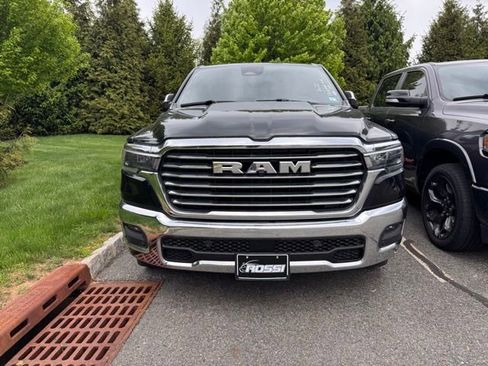 Used 2026 RAM 1500 Laramie AWD/4WD image 3