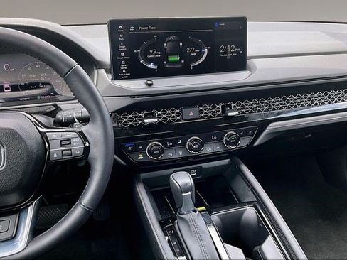 Certified 2025 Honda Accord Touring image 9