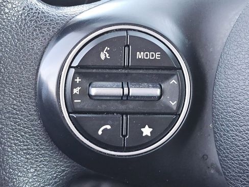Used 2023 Kia Soul LX w/ Option Group 015 FWD image 16
