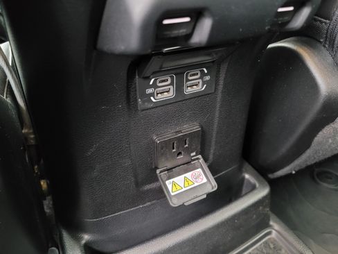 Used 2021 Jeep Wrangler Unlimited Sahara w/ Cold Weather Group AWD/4WD image 14