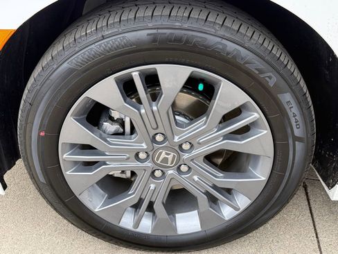 Certified 2026 Honda Odyssey Touring image 12