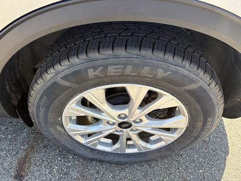 Used 2024 Ford Escape Active AWD/4WD image 10
