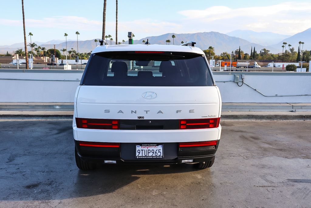 Used 2025 Hyundai Santa Fe SEL AWD/4WD image 8
