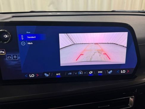 New 2026 Chevrolet Traverse LT w/ LPO, Floor Liner Package AWD/4WD image 22