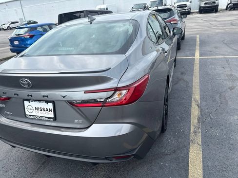Used 2025 Toyota Camry SE FWD image 7