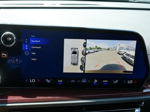 Used 2025 Chevrolet Traverse Z71 w/ Driver Confidence Package AWD/4WD image 30