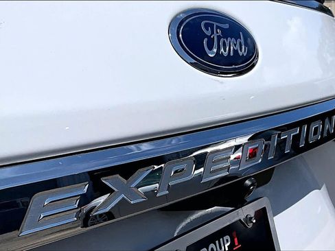 Used 2019 Ford Expedition XLT RWD image 9