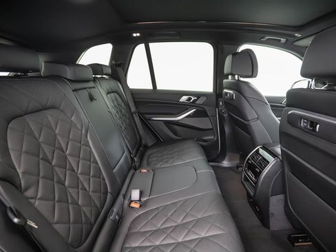 New 2026 BMW X5 xDrive50e w/ M Sport Package image 27